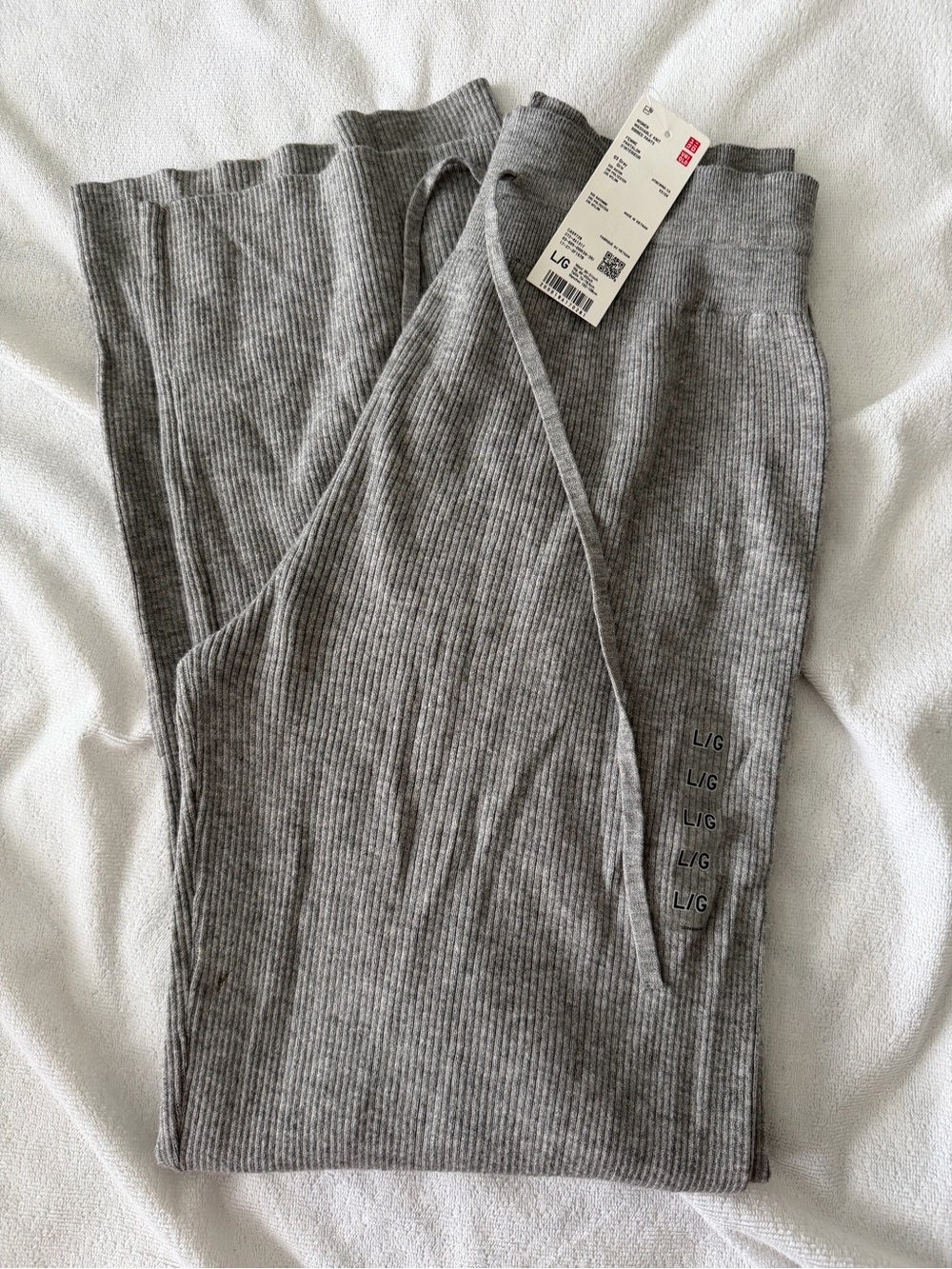 Uniqlo Gray Ribbed Pants
